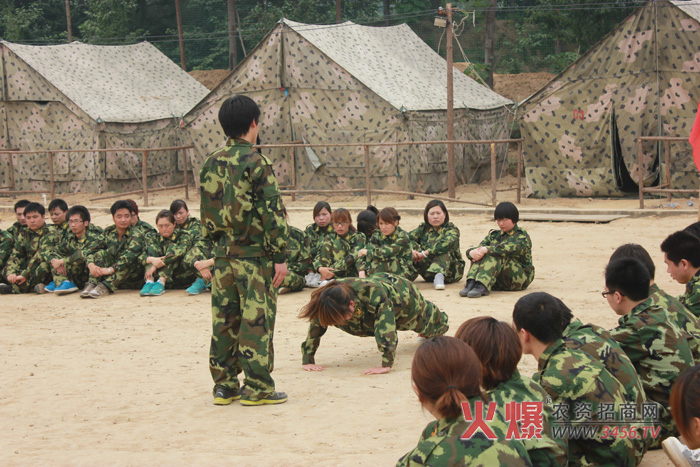 新員工的加入是需要付出代價的