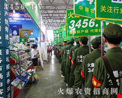 £2015r(nng)(hu)𱬁u